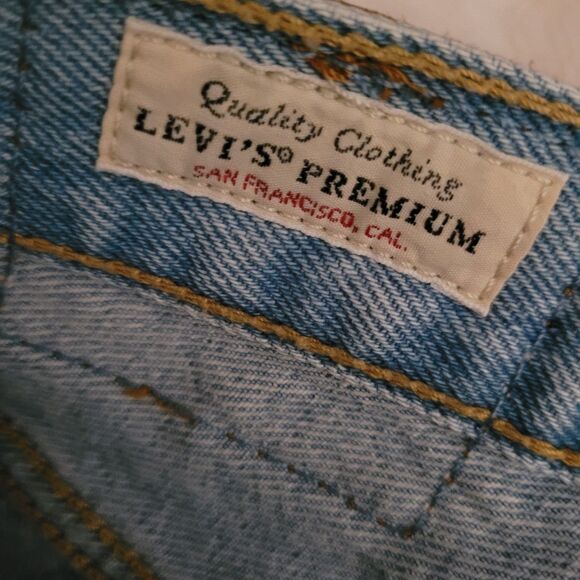 Levis Shorts Womens 31 Blue 501 Jean Cutoff Button Fly Distressed Premium Summer - Picture 5 of 9